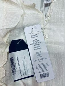 Forever New MAYATEXTUREDCHECK RUFFLEBLOUSE
