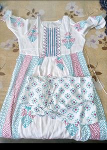 Kurta And Pants Set