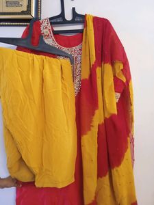 3 Piece Kurta Set ,kurti ,dupatta And Salwar