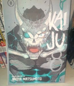Kaiju No 8 Vol 1-9 With Action Figure
