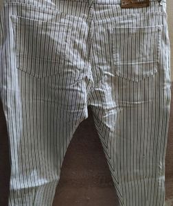 White-Maroon Cotton Jeans, Skinny Fit