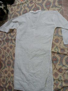 White Embroidered Kurta
