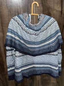 Stylish Blue Patterned Cardigan