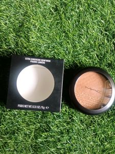 MAC Extra Dimension Skinfinish Highlighter
