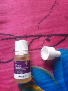 The Derma CO face Serum