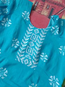 Printed Kurti And Trouser Suit
