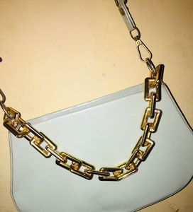 Slingbag
