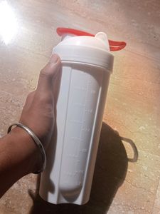 Original GNC Shaker (Never used before)