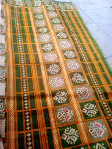 Cream Nd Green Colour Saree