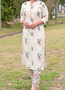 Off-White Printed Cotton Straight Kurta With Trous