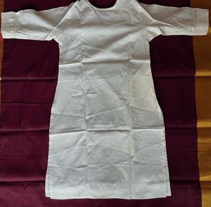 Elegant Embroidered Kurta