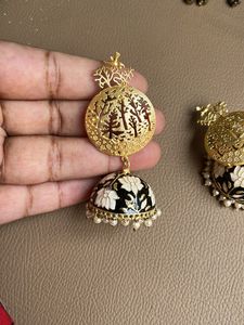 Enamel Jumka