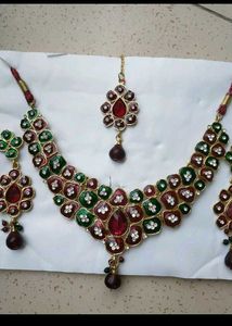 Red &amp; Green Indian Jewelry Set