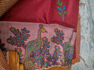 Beautiful Handloom Saree.with Attached Blouse Piec
