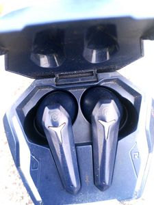 Petrol Good Condition The Earbuds Return Replaceme