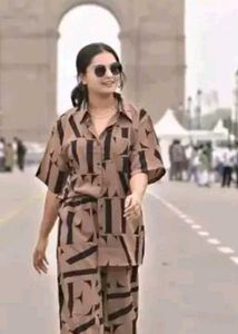 Trendy Graceful Women Top &amp; Bottom Set