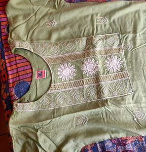 Brand New. Not used Kurta Pant Dupatta set/suit
