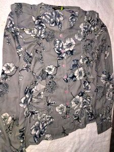 women's casual shirt type top