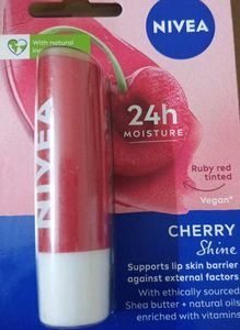 Nivea Cherry Shine Lip Balm