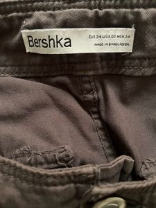 Bershka Multicargo Pants