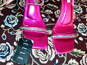 Elle Womens Brandid Heal