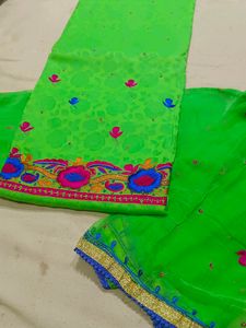 Parrot All Over Suit 5 M Base