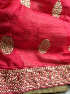 Beautiful Red Saree... Navratri Sale