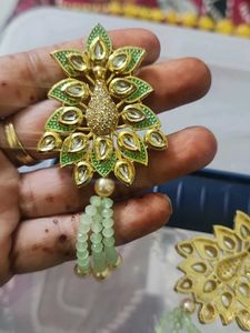 Green &amp; Gold Kundan Earrings