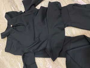 coord set cold shoulder top and bell bo