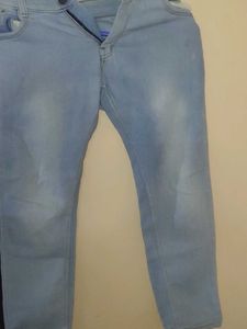 Classic Blue Denim Jeans – Size 28 | Everyday Cool