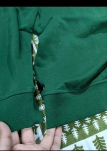 New original sealed tag Levi&#39;s Green sweatshirt