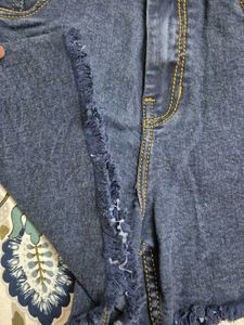 Frayed Hem Denim Shorts