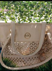 LIMITED OFFER😍 MK handbag🥰😍👜