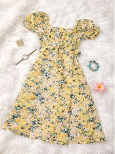 A-Line FloralPrinted Calf Length Yellow dress.