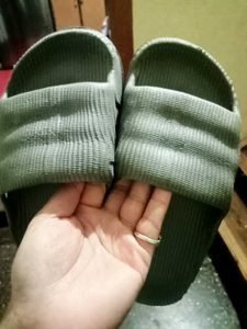 Gray Slides - Size 35