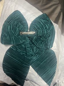 Emerald Green Bow Hair Clip