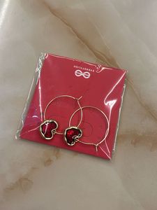 Everstylish Red Heart Earrings