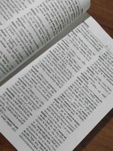 Oxford Student&#39;s English-Hindi Dictionary