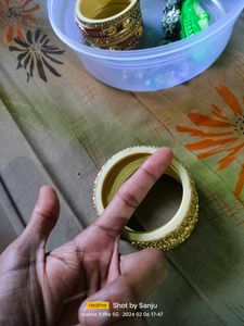 8 Bangles