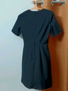 &#34;Classic Black Knee-Length Dress&#34;