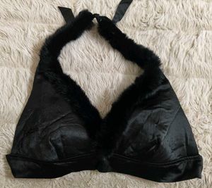 ✨Black Fur Halter Top-Frederick&#39;s of Hollywood