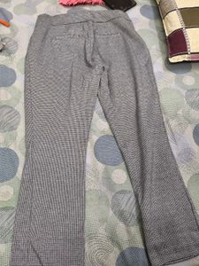 Grey Striped Jegging for women in 32-34 waist