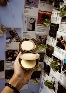 Lakme 9to5 Powerplay Priming Powder Foundation