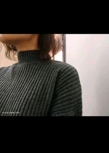 New Pullover Sweater From ROADSTER