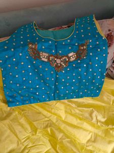 Lehengas with contrast choli and dual tone dupatta