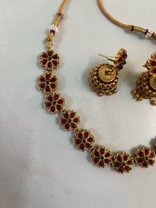 Necklace &amp; Earring Set