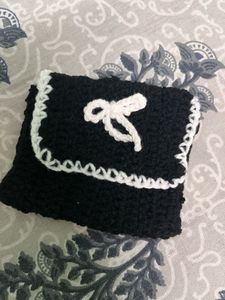 Crochet Black &amp; White Wallet