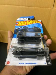 Batmobile Hot Wheels Combo