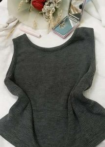 Grey Crop Top✨