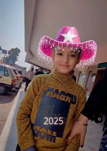 3 To 4 Year Kids Sweatshirt With Hoodie